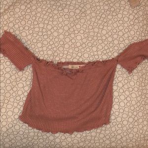 Pink off shoulder crop top 💗